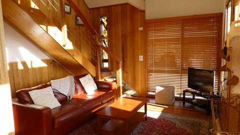 Karoonda Olive Grove Retreat At Mt Buffalo Olives - Accommodation VIC 1