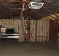 TreeTops Log Cabin - Accommodation VIC