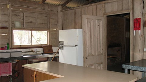 TreeTops Log Cabin - Accommodation VIC 1