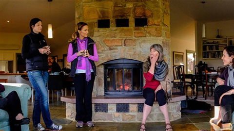 Griffins Hill Retreat - Accommodation VIC 4