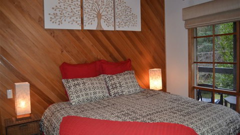 Two Mountains Lodge - Accommodation VIC 5
