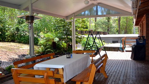 Two Mountains Lodge - Accommodation VIC 6