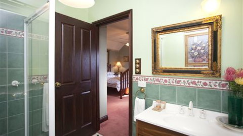 Barwood House Beechworth - Accommodation VIC 5