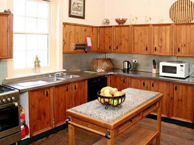 Karinga Park Homestead - Accommodation VIC 2