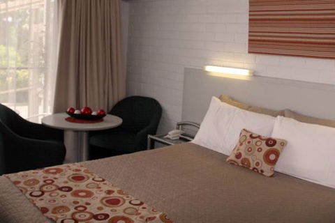 Adina Place Motel Apartments - Accommodation VIC 0