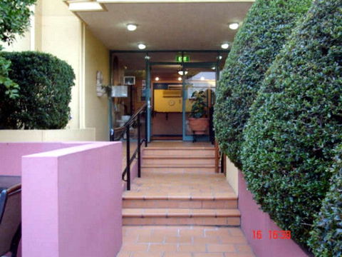 Albion Manor Motel & Serviced Apartments - Accommodation VIC 0
