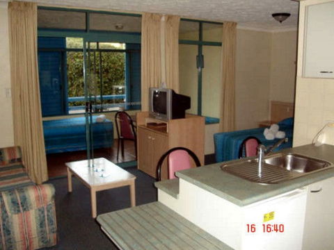 Albion Manor Motel & Serviced Apartments - Accommodation VIC 1