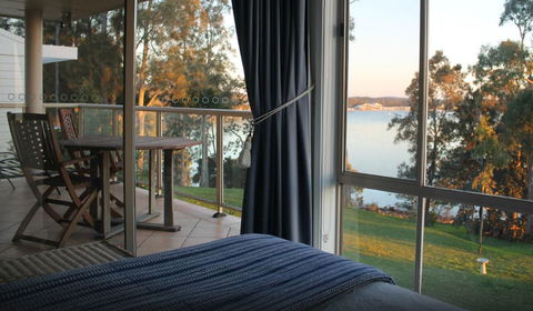 Anne's Waterfront Haven Bed & Breakfast - Accommodation VIC 0