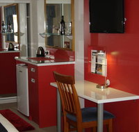 Avaleen Lodge Motor Inn - Accommodation VIC