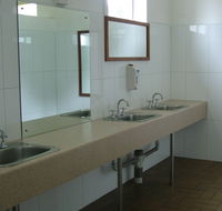 Beachport Caravan Park - Accommodation VIC