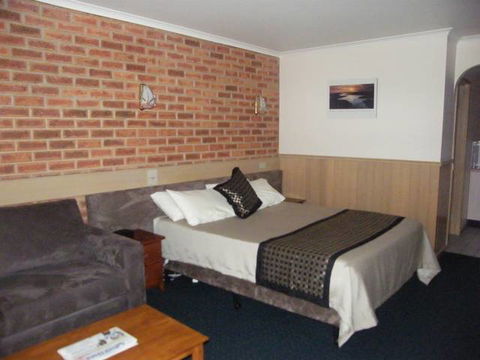 BEST WESTERN Colonial Motor Inn Bairnsdale - Accommodation VIC 0