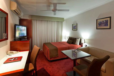 BEST WESTERN Ensenada Motor Inn & Suites - Accommodation VIC 0