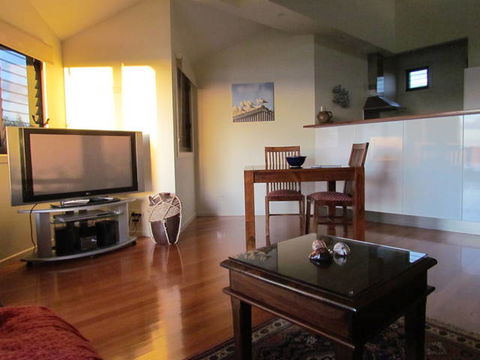 Club Yamba Luxury Hilltop Villas - Accommodation VIC 11