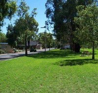 Cowra Holiday Park - Accommodation VIC