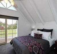 Creek Cottage Bed  Breakfast - Accommodation VIC
