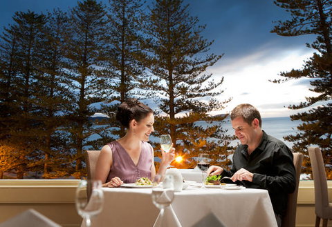 Crowne Plaza Terrigal - Accommodation VIC 6