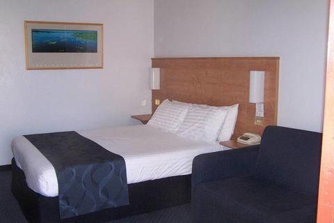Econo Lodge Griffith Motor Inn - Accommodation VIC 4