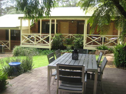 Edge Of The Forest Motel And Cottage - Accommodation VIC 6