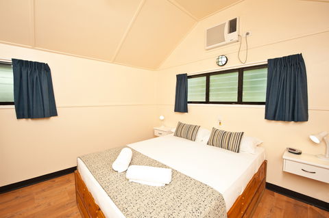 Ellis Beach Oceanfront Bungalows & Caravan Pk - Accommodation VIC 1