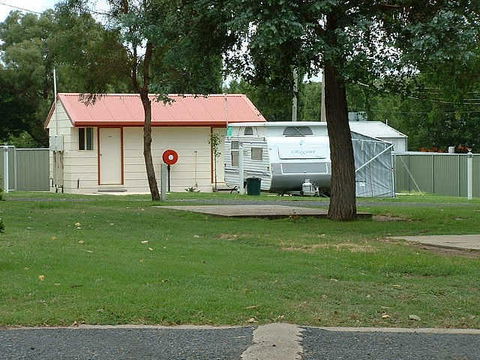 Fossicker Caravan Park - Accommodation VIC 4