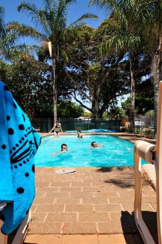 Griffith Tourist Caravan Park - Accommodation VIC 1