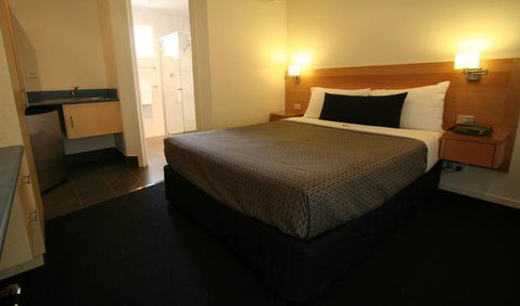 Hamilton Town House Motel On Shakespeare - Accommodation VIC 0