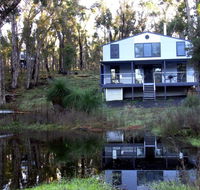 Hidden Grove Retreat - Accommodation VIC