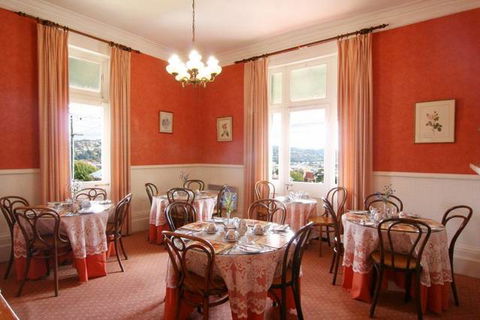 Hillview House - Accommodation VIC 3