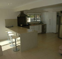Joylaine Beach House - Accommodation VIC
