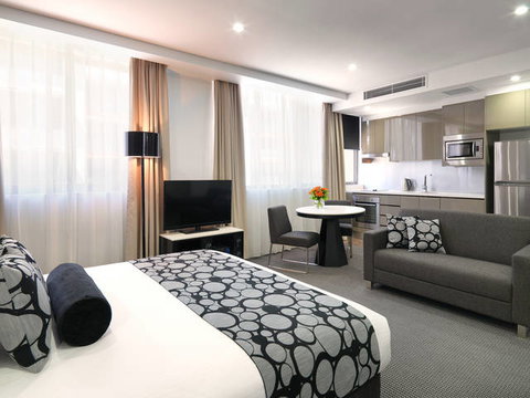 Meriton Serviced Apartments - North Ryde - Accommodation VIC 0