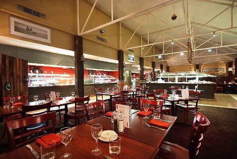 Outback Pioneer Hotel - Accommodation VIC 7