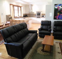 Pinkerton Hill Naracoorte Cottages - Accommodation VIC