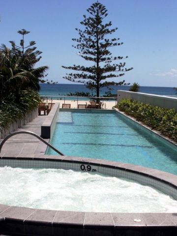 Reflections Coolangatta Beach - Accommodation VIC 1