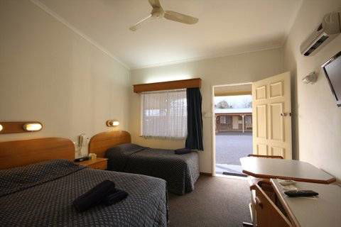 Rest Point Motor Inn And Hereford Steakhouse - Accommodation VIC 0