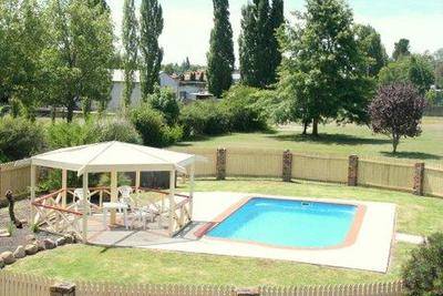 Rest Point Motor Inn And Hereford Steakhouse - Accommodation VIC 3