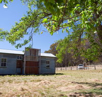 Brackens Cottage - Coolah - Accommodation VIC