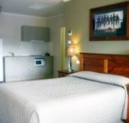 Saltbush Motor Inn - Accommodation VIC