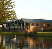 Two Shores Holiday Village - Accommodation VIC