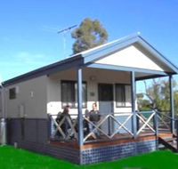 Pinjarra Cabins and Caravan Park - Accommodation VIC
