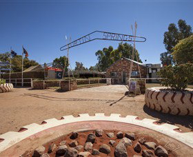 Curtin Springs Wayside Inn - Accommodation VIC 2