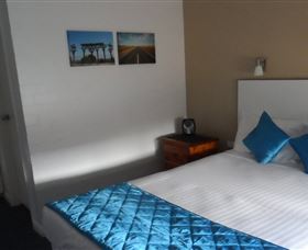 Bidgee Motor Inn - Accommodation VIC 0