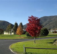 Talbingo Country Club - Accommodation VIC