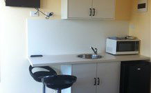 Poplar Caravan Park And Harrys Snack Shack - Accommodation VIC 2