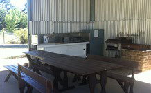 Poplar Caravan Park And Harrys Snack Shack - Accommodation VIC 5