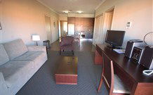 Centrepoint Apartments - Accommodation VIC 4