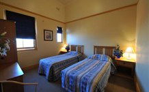 Hotel Victoria - Accommodation VIC 1
