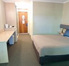 Lakeview Hotel Motel - Oak Flats - Accommodation VIC