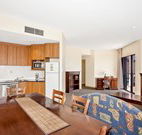 Quality Suites Boulevard on Beaumont - Hamilton - Accommodation VIC
