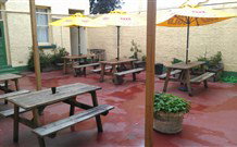 Royal Mail Hotel Braidwood - Braidwood - Accommodation VIC 3