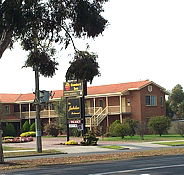 Comfort Inn and Suites King Avenue - Accommodation VIC